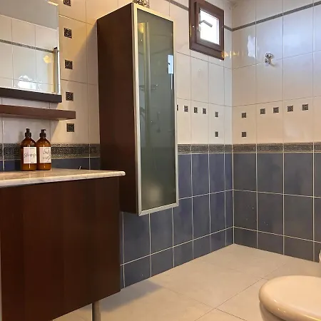 A Boutique Duplex Flat In The Area In