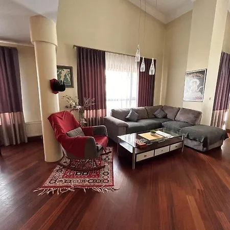 Апартаменты A Boutique Duplex Flat In The Area In *