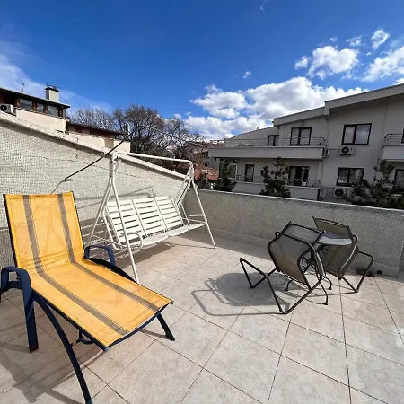 Апартаменты A Boutique Duplex Flat In The Area In